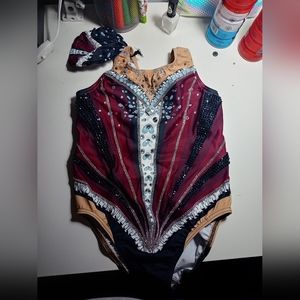 Artistique swimming suit